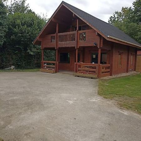 Chalet A La Campagne Bury  Экстерьер фото