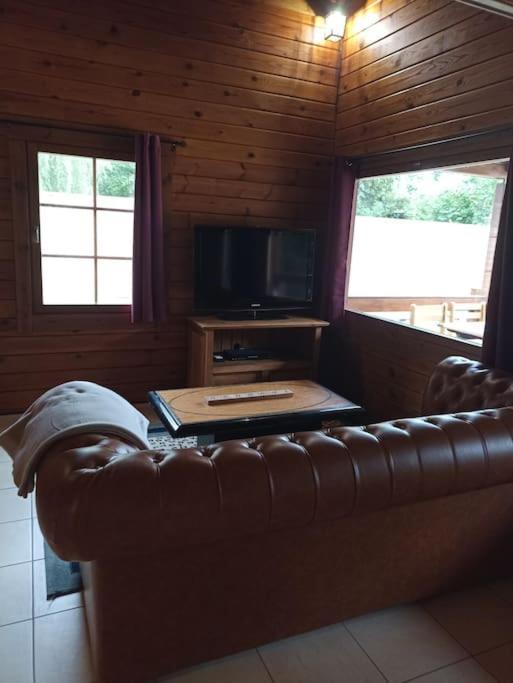 Chalet A La Campagne Bury  Экстерьер фото