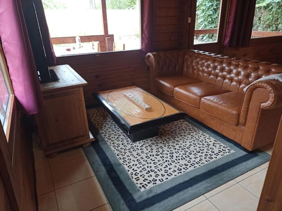 Chalet A La Campagne Bury  Экстерьер фото