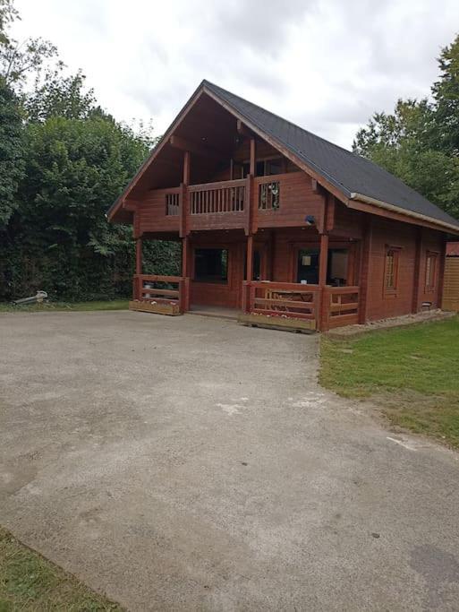 Chalet A La Campagne Bury  Экстерьер фото